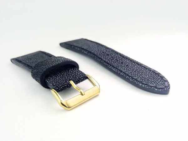 handmade_stingray_skin_watchstrap